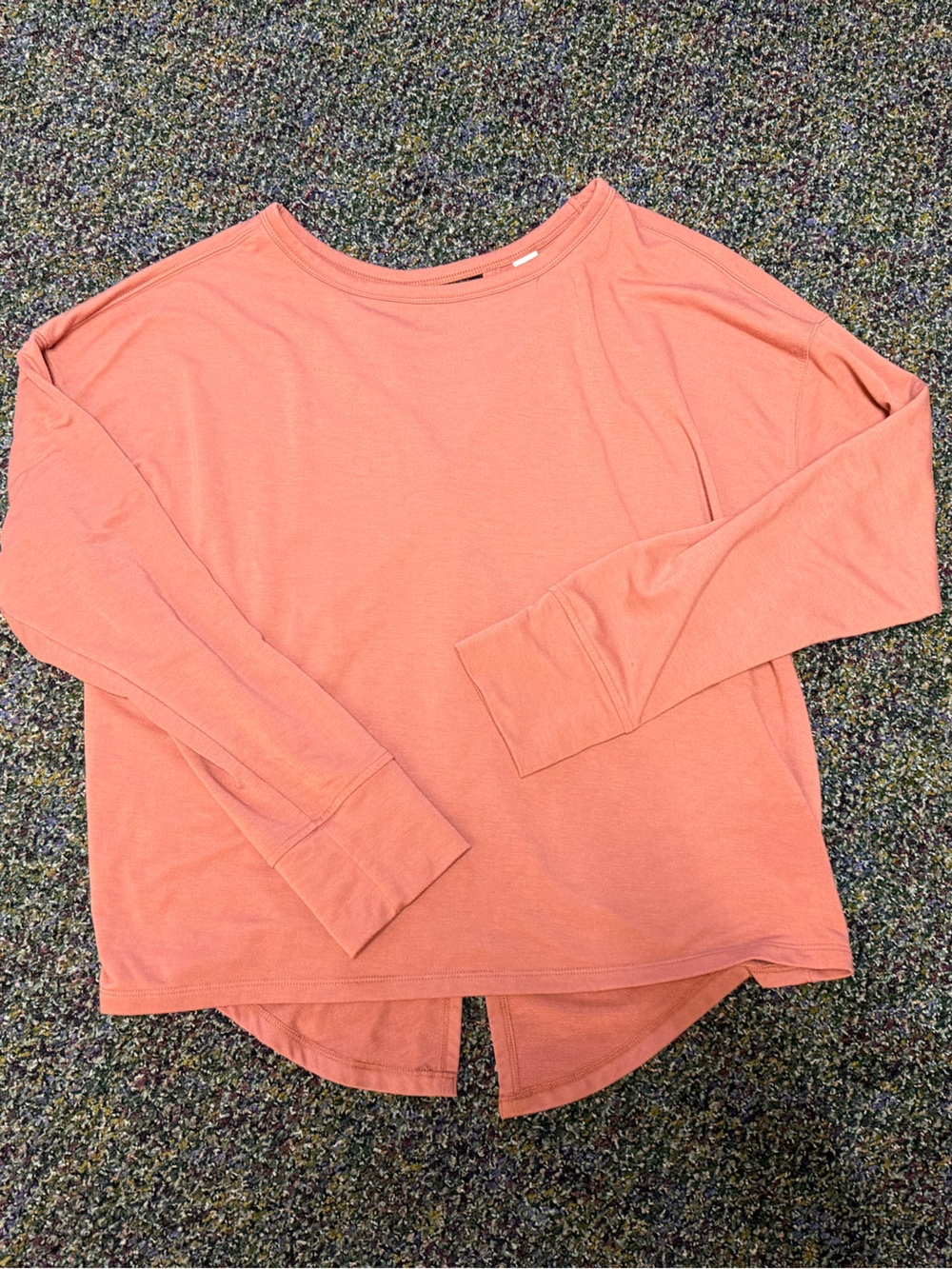 Old Navy Coral Long-Sleeve Crewneck Top